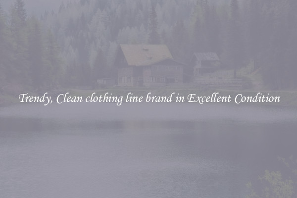 Trendy, Clean clothing line brand in Excellent Condition